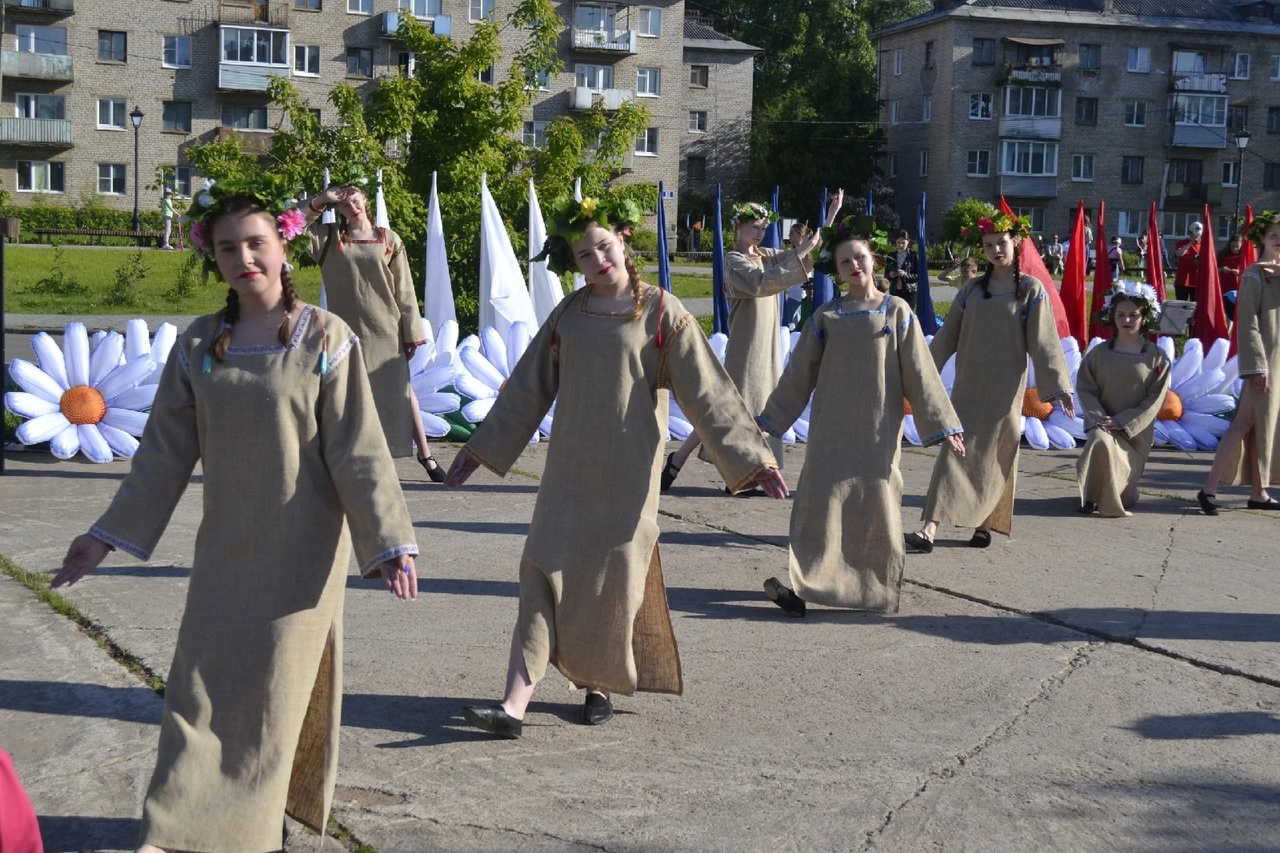 Праздничная программа 